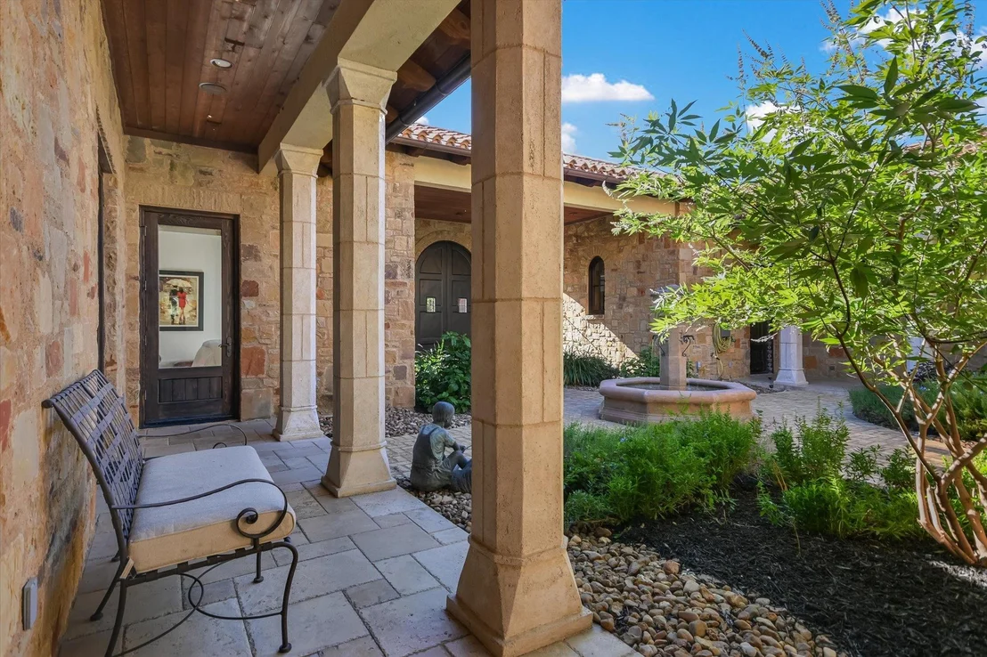 Photo of 252 LA SERENA LOOP