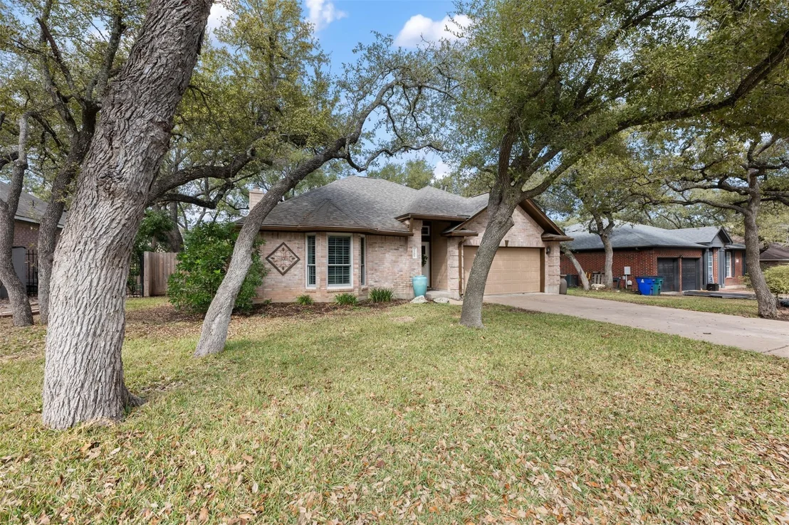 Photo of 1205 Sugarberry DR