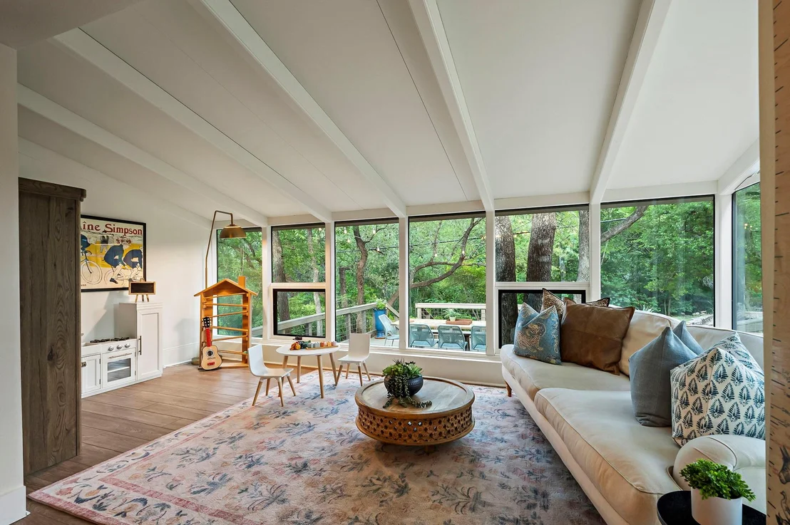 Photo of 1905 Barton Hills DR
