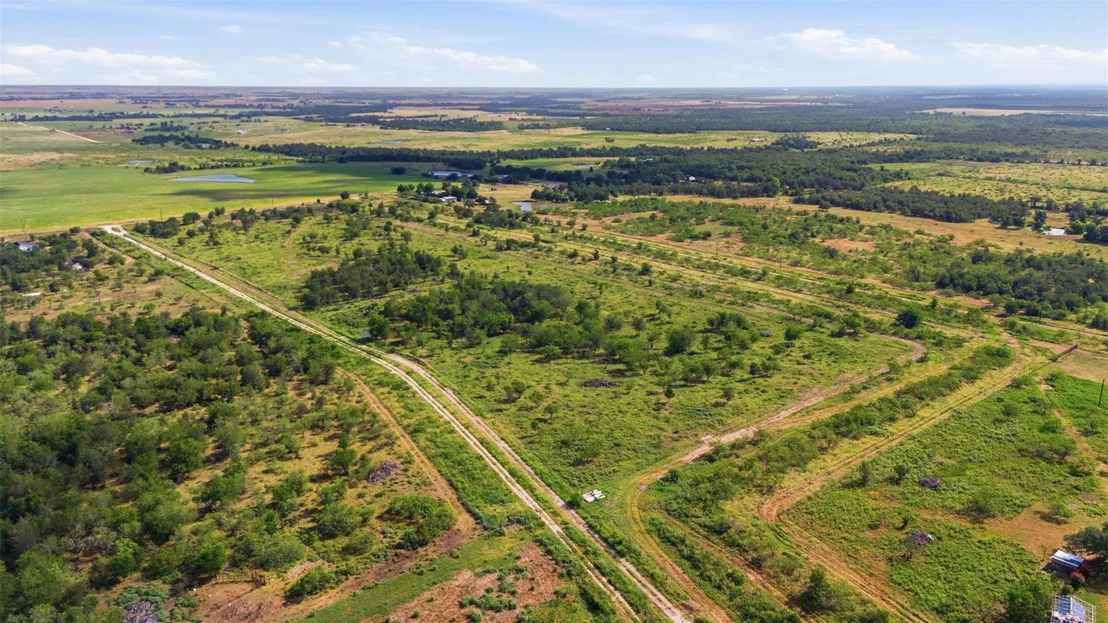 Photo of 3280 County Road 466 RD