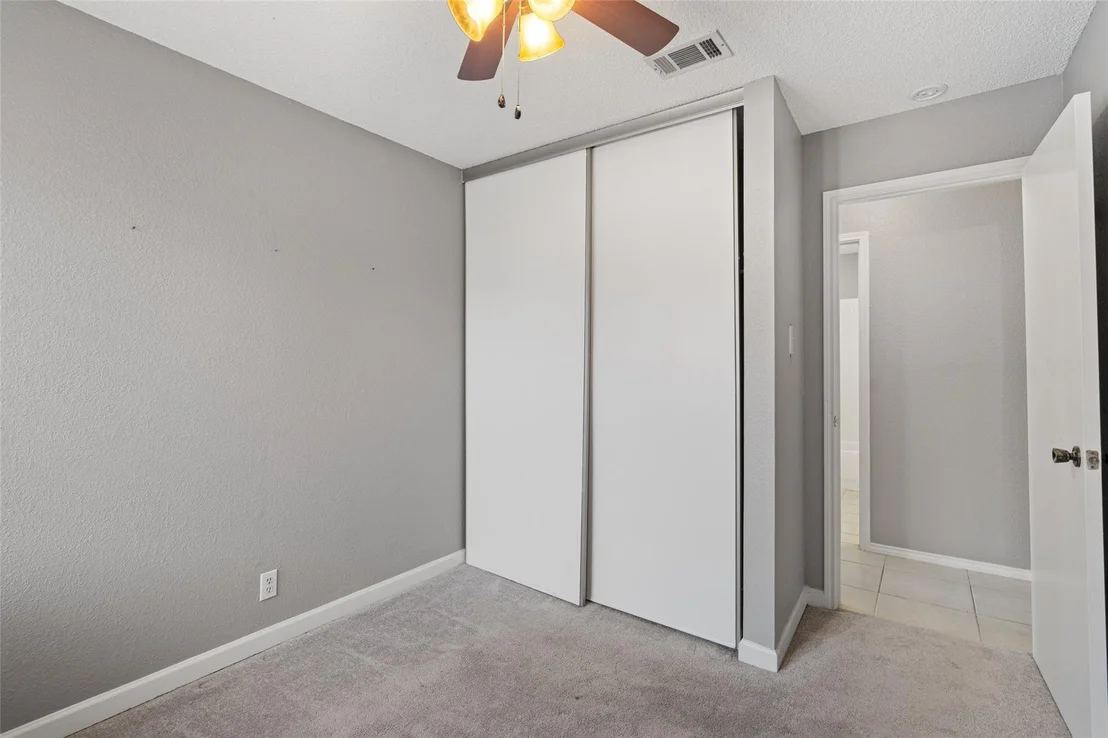 Photo of 1609 Parkwood DR