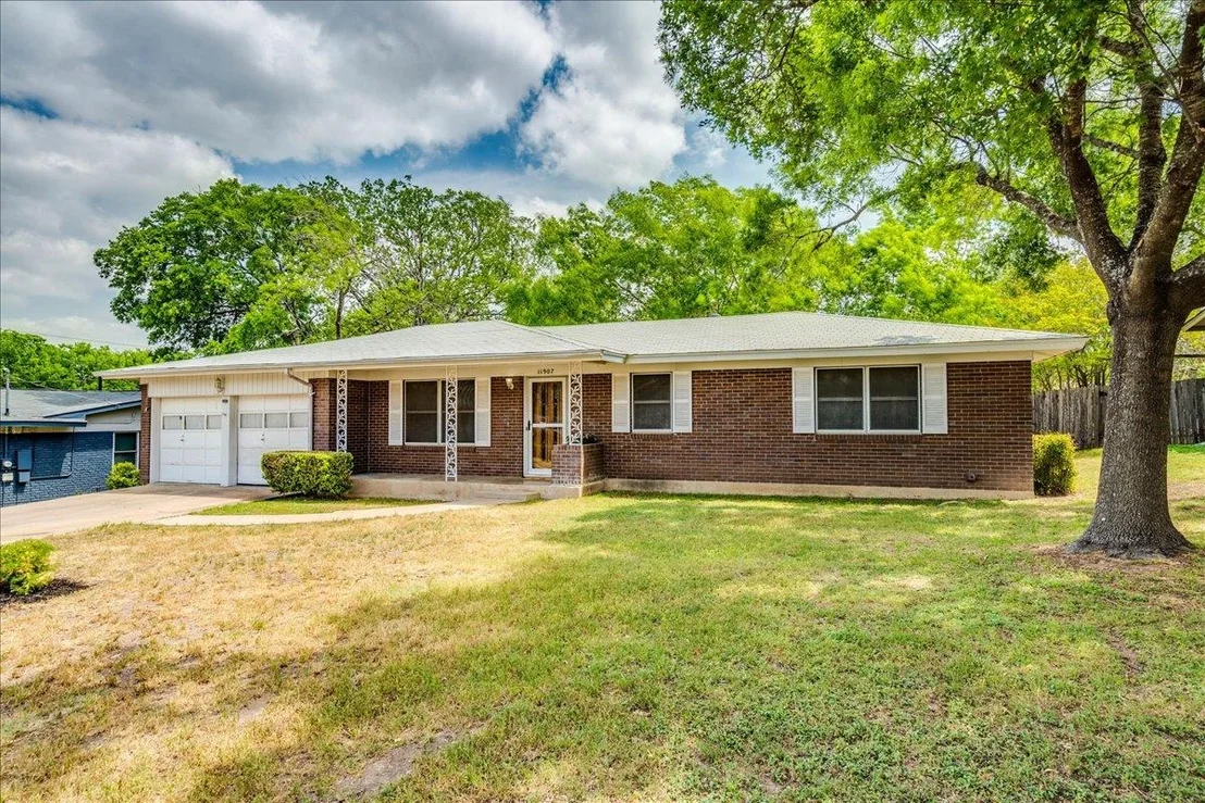 Photo of 11907 Oak TRL