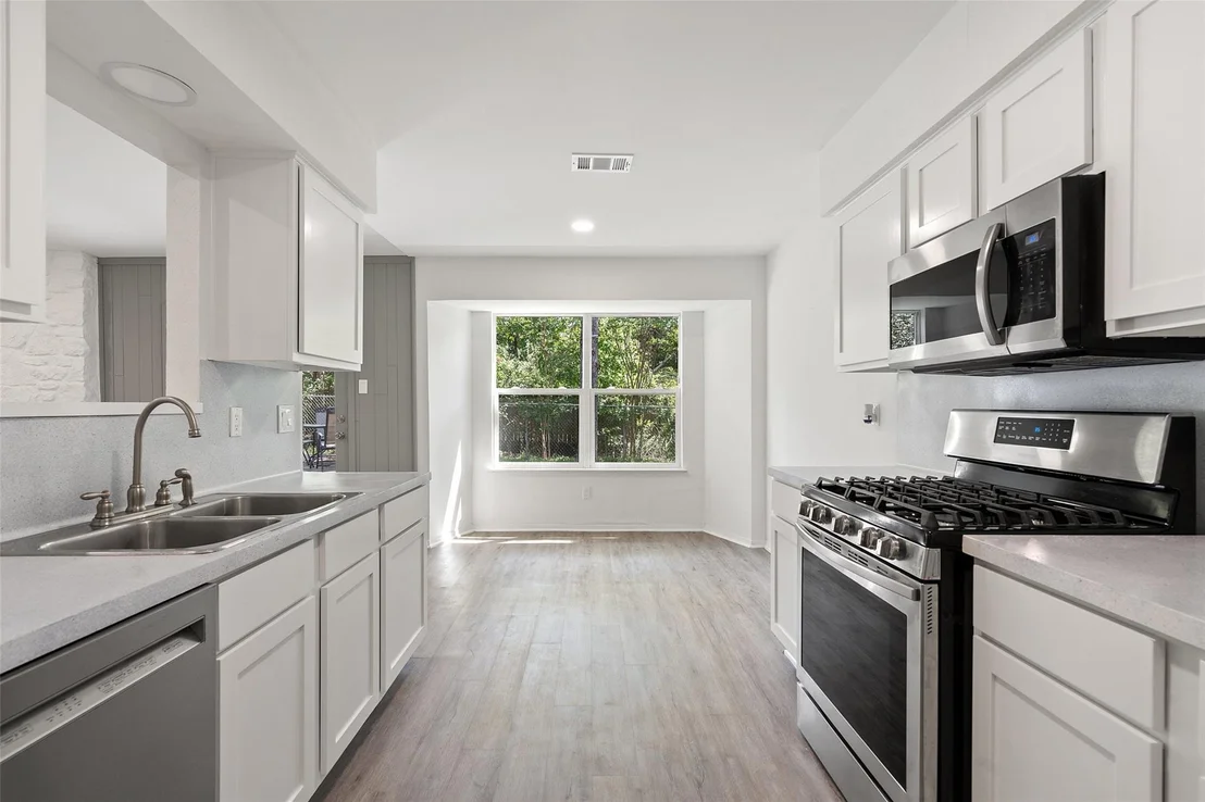Photo of 8117 Pilgrims PL