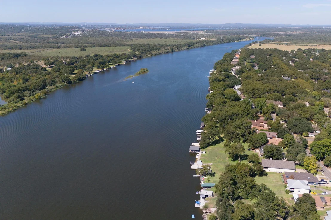 Photo of 1106 Live Oak DR