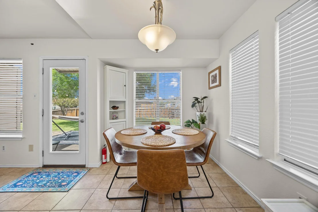 Photo of 1006 Edgerly LN