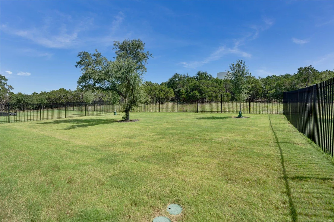 Photo of 916 Pear Tree LN