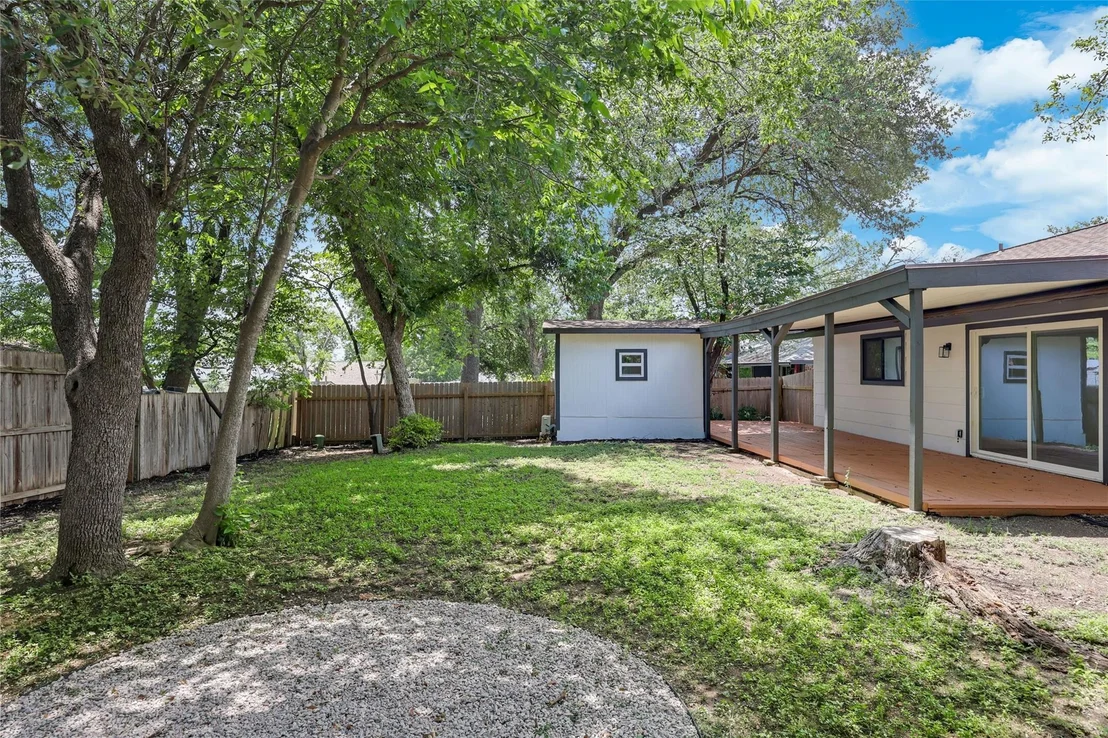 Photo of 1708 Raven DR
