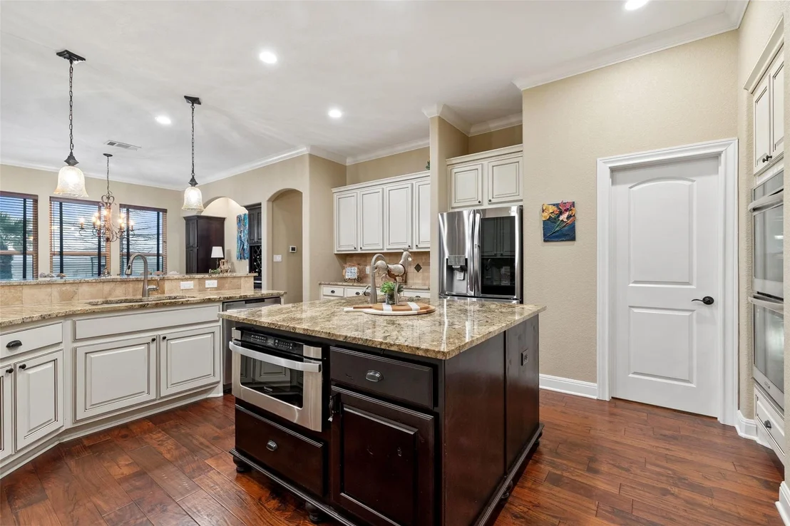 Photo of 348 Carlson CIR