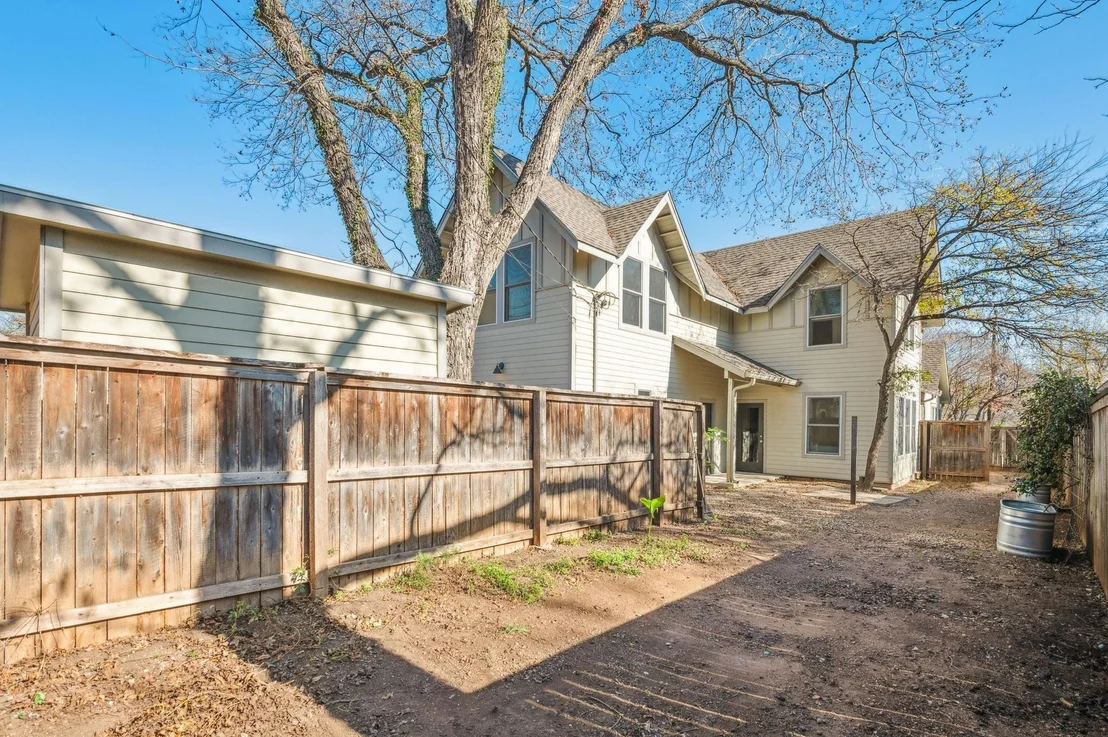 Photo of 4008 Duval ST