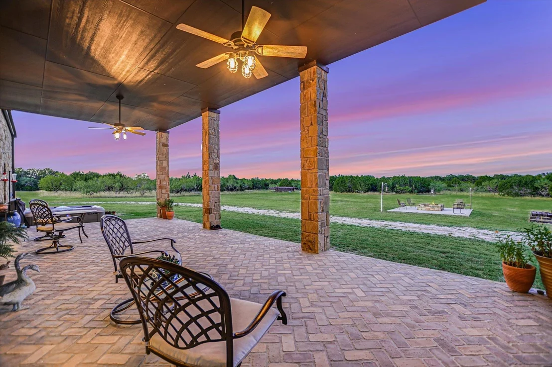 Photo of 826 Black Jack Ranch RD