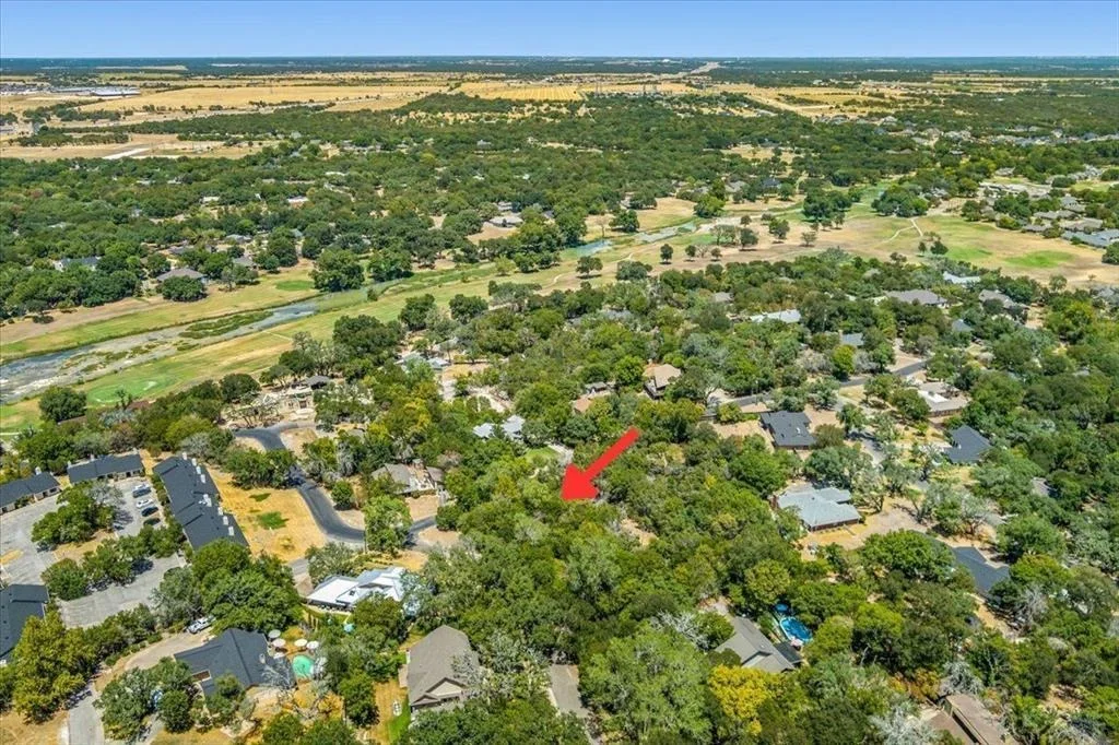 Photo of 717 Willow Creek RD