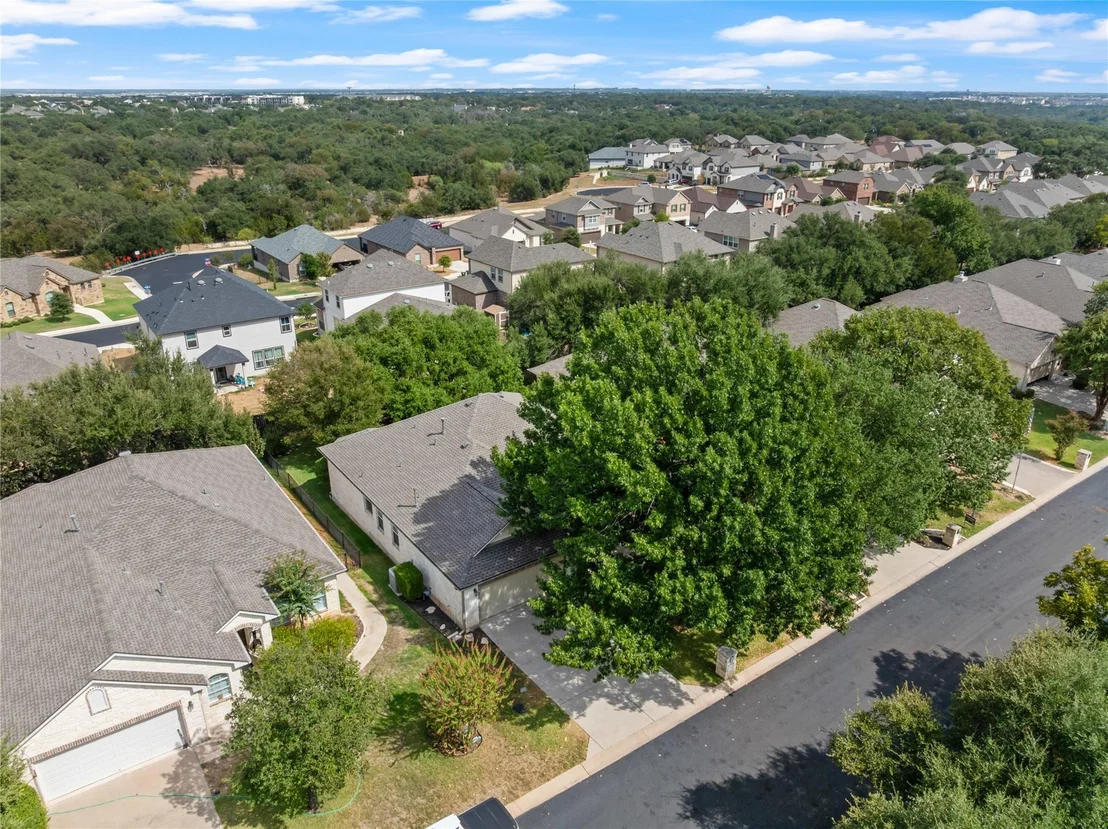 Photo of 302 Brazos DR
