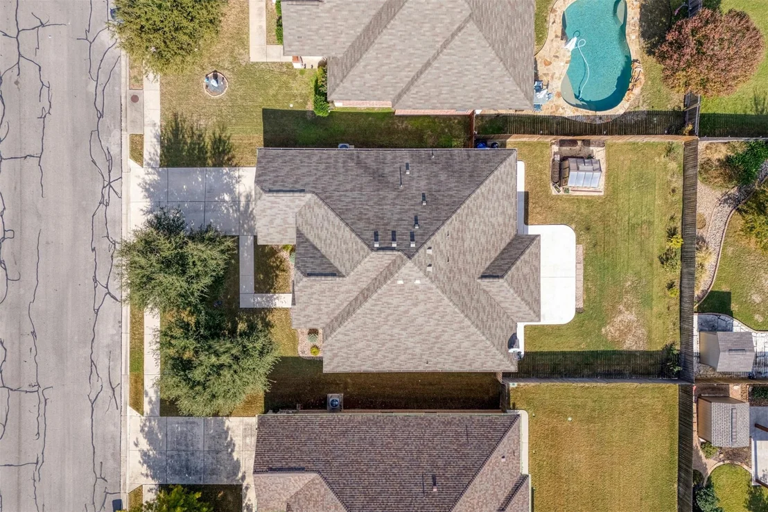 Photo of 213 Hendelson LN