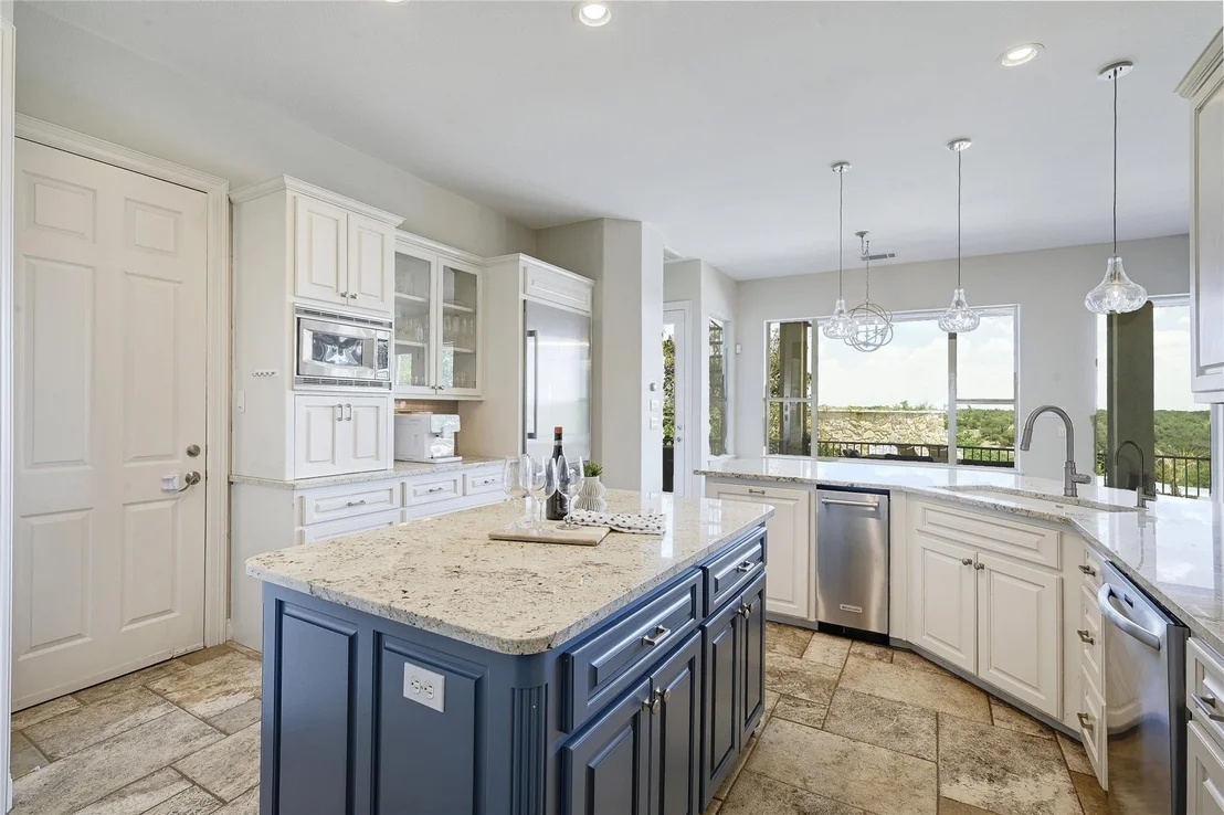 Photo of 1631 RESACA BLVD