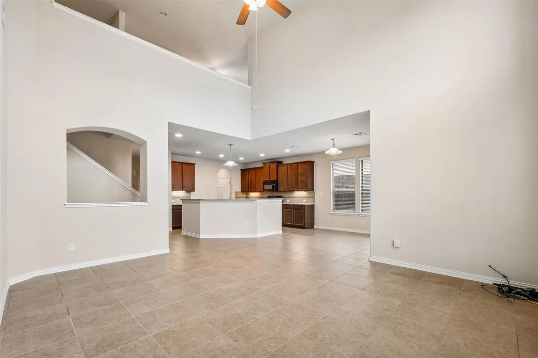 Photo of 8333 Angelo LOOP