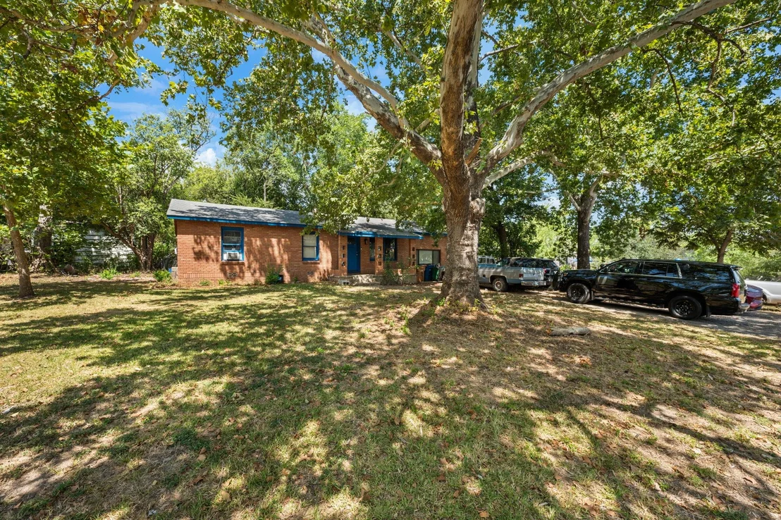 Photo of 9106 Capitol DR