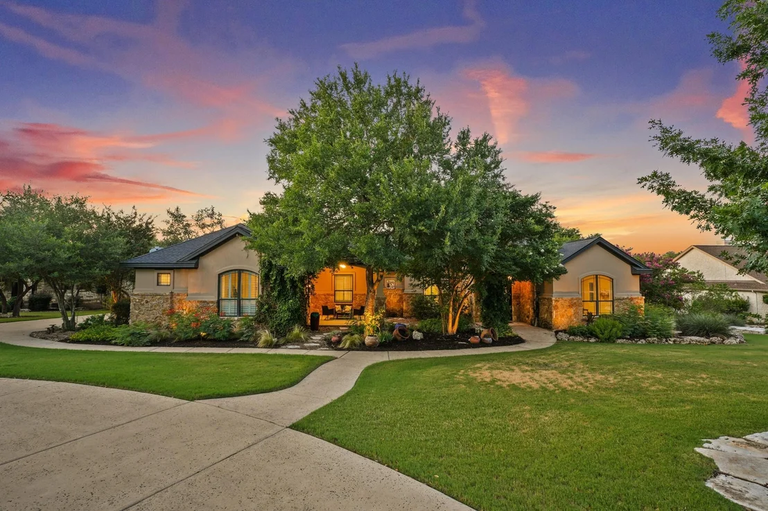 Photo of 106 Cactus Bend CV