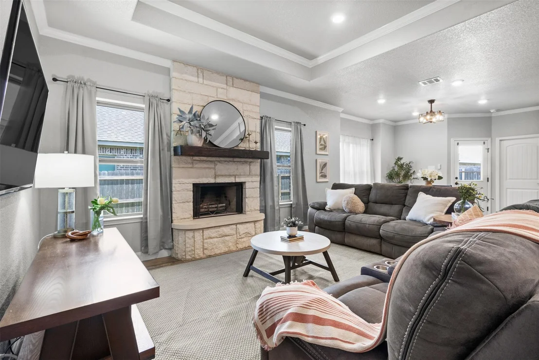 Photo of 7516 Hardin DR