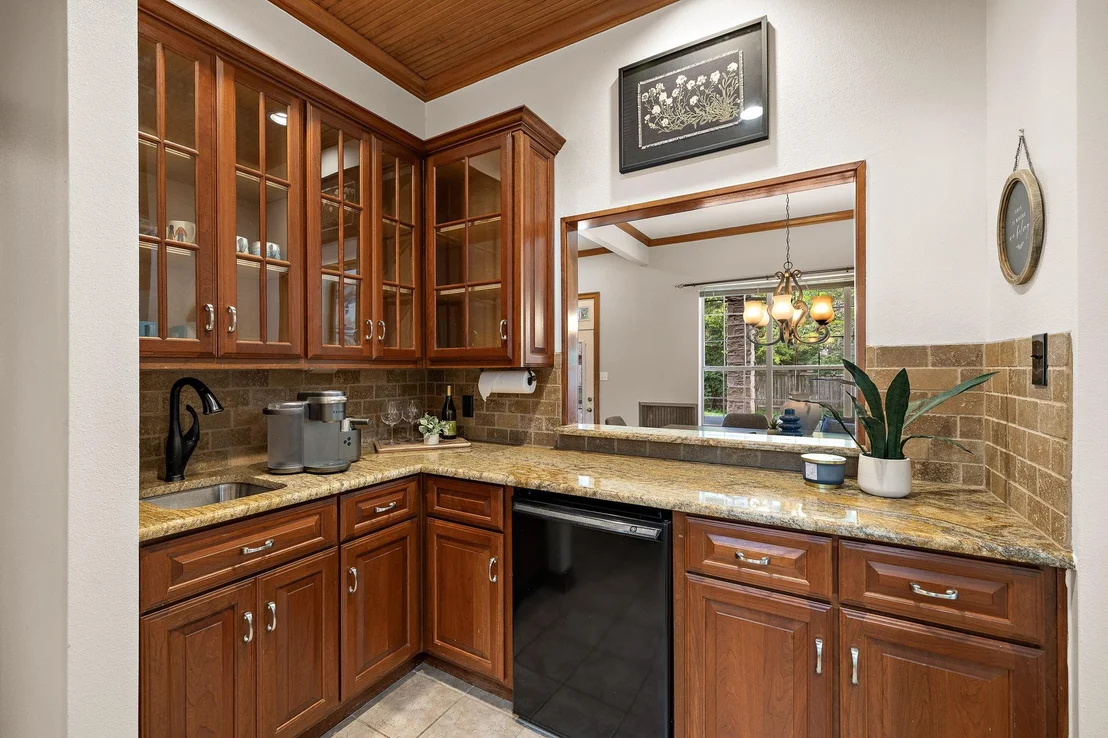 Photo of 3 Hillview DR