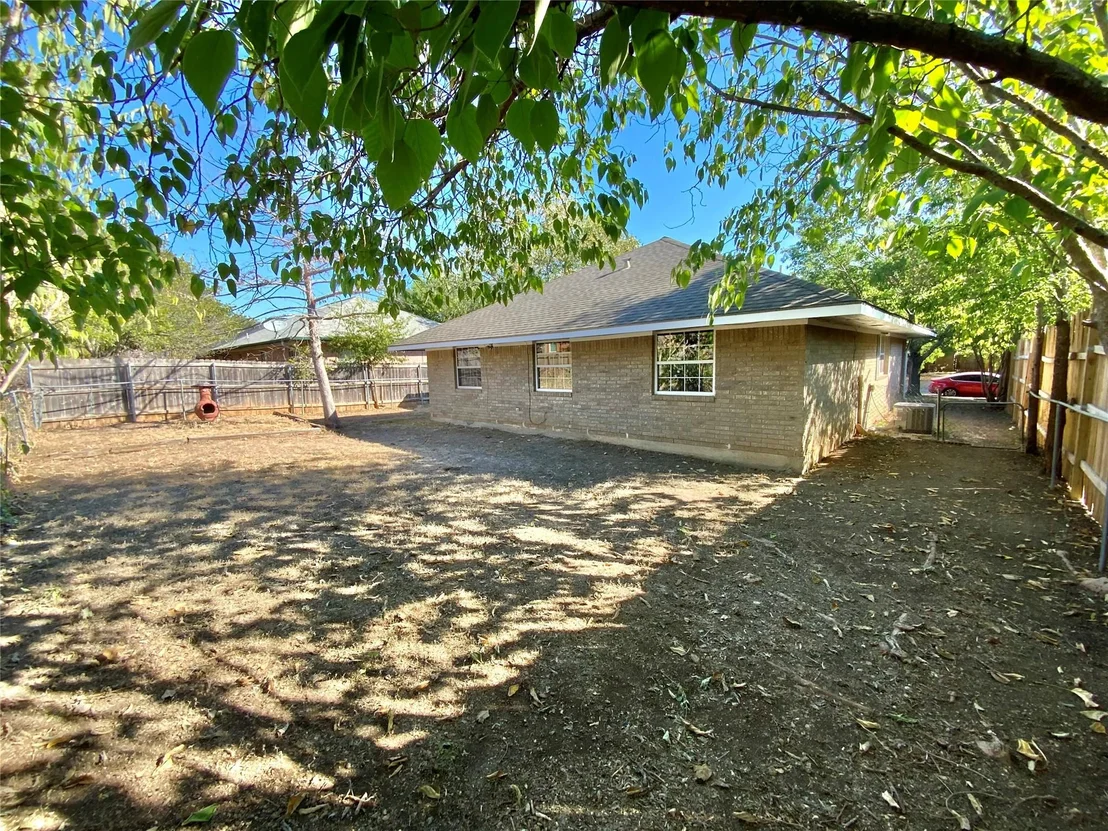 Photo of 417 Northern TRL