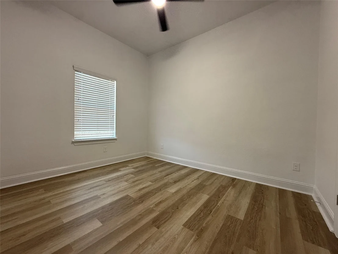 Photo of 1512 Long Shadow LN
