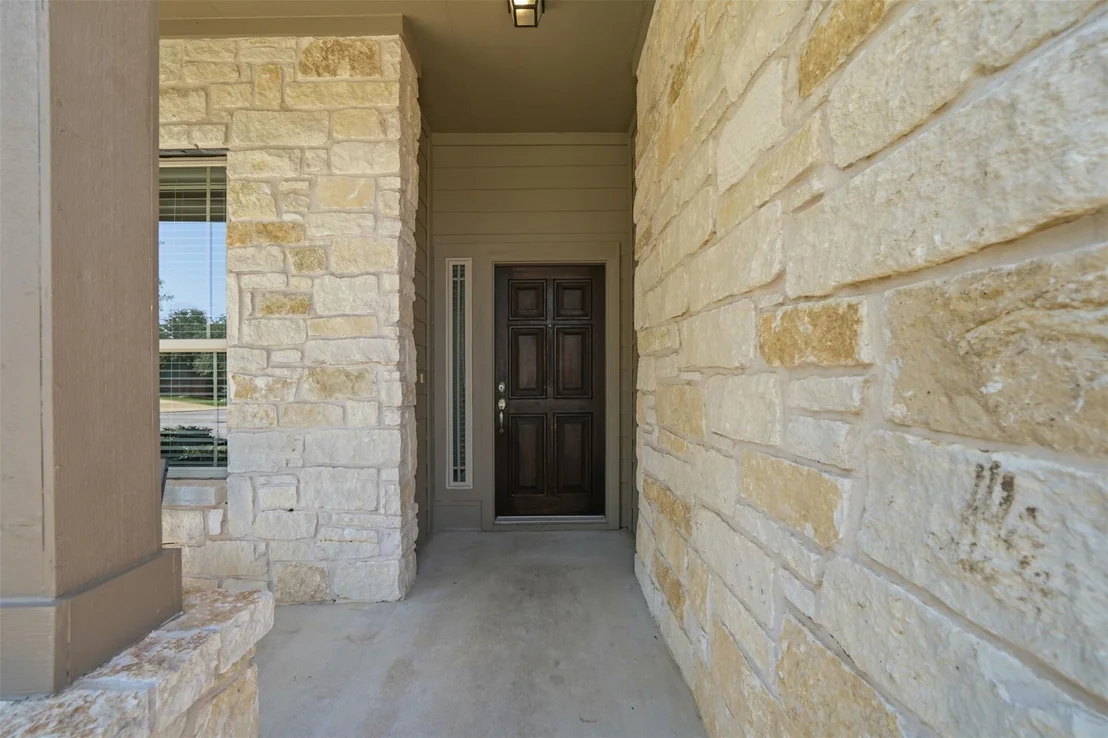 Photo of 613 Longhorn Cavern RD