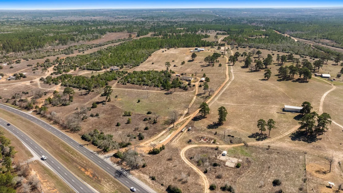 Photo of 935 Highway 21 E