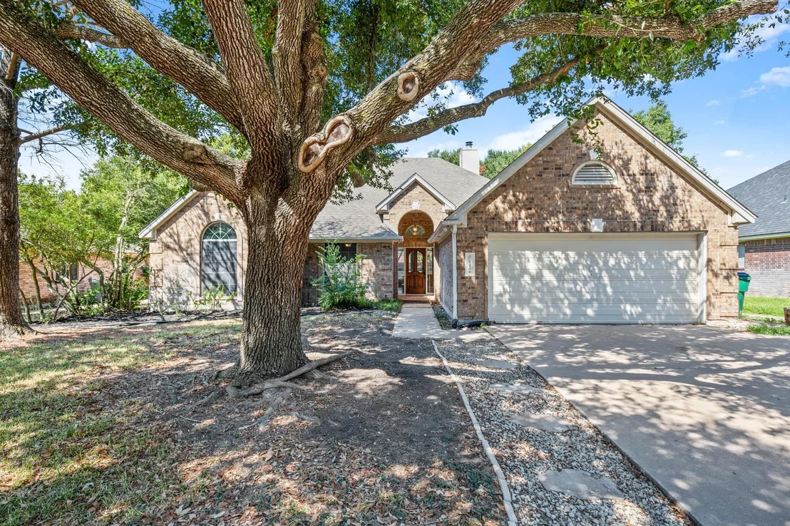 Photo of 1206 Brophy DR