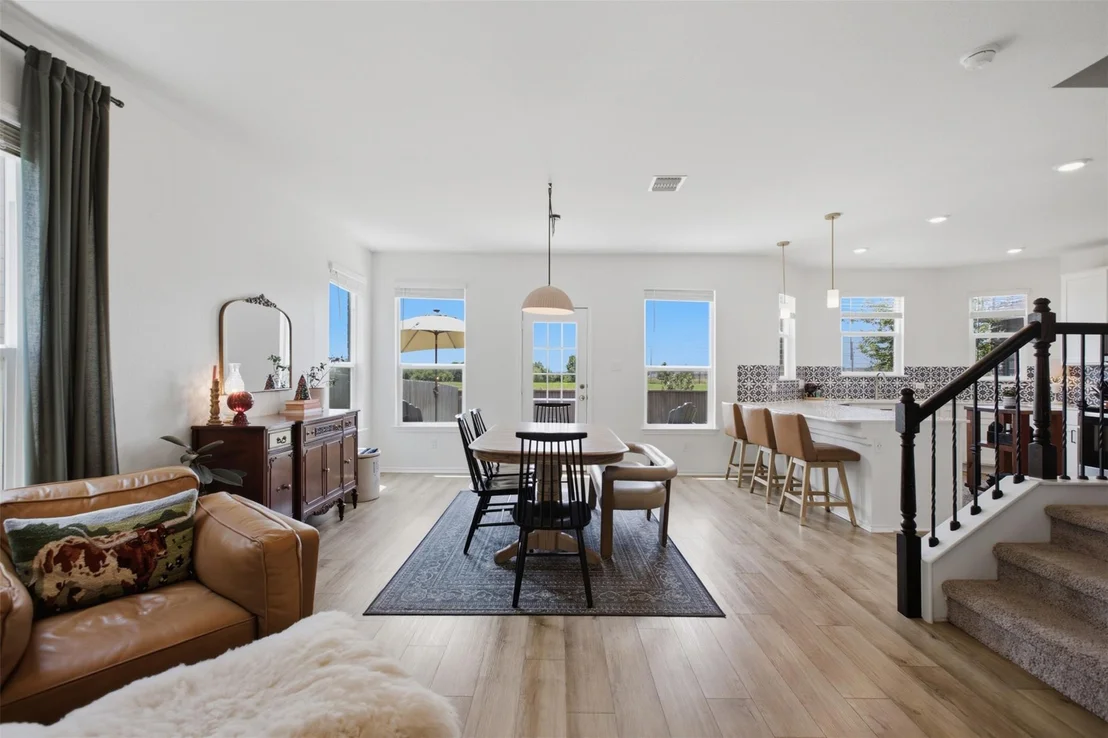 Photo of 110 Sweet Autumn DR
