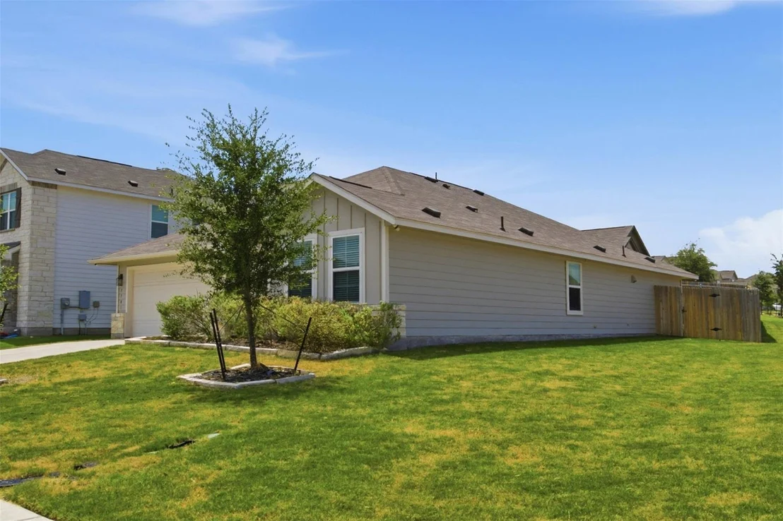 Photo of 17701 Zinfandel DR