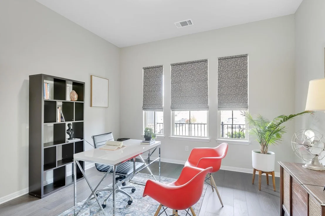 Photo of 552 Eclipse DR