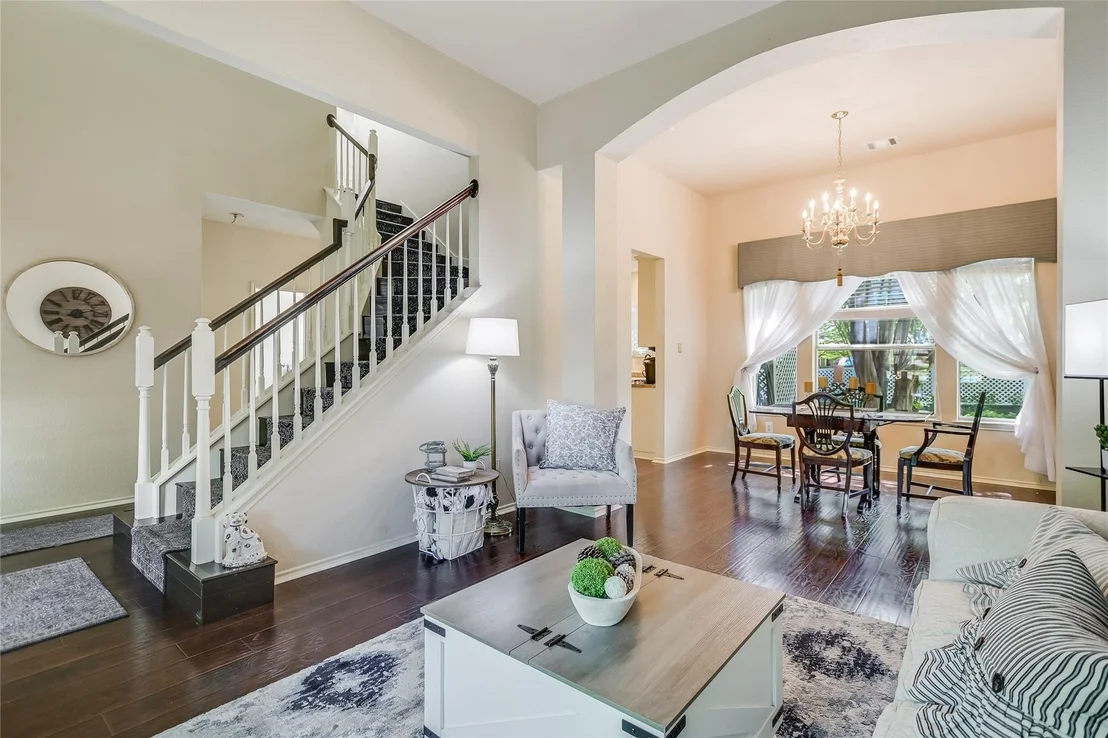 Photo of 401 Pleasant Valley DR
