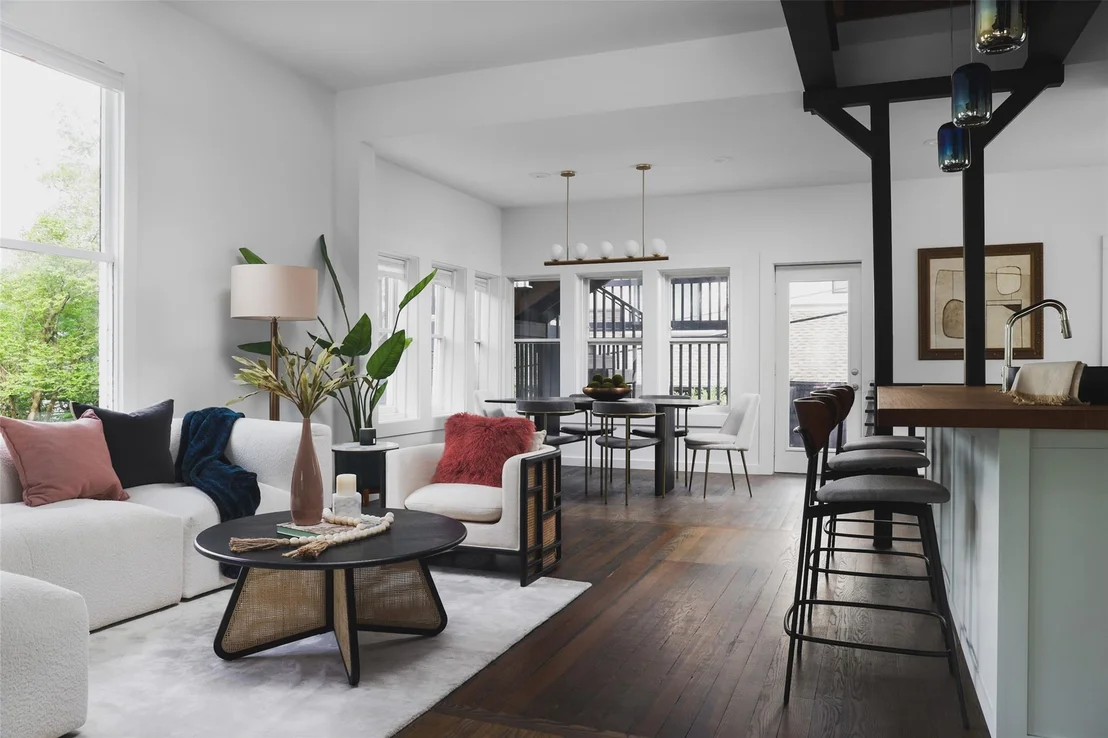 Photo of 701 Highland Ave