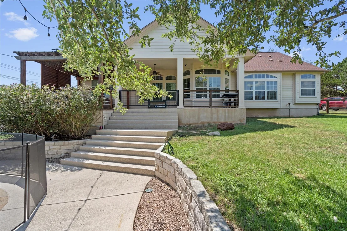 Photo of 15509 Fox Run DR