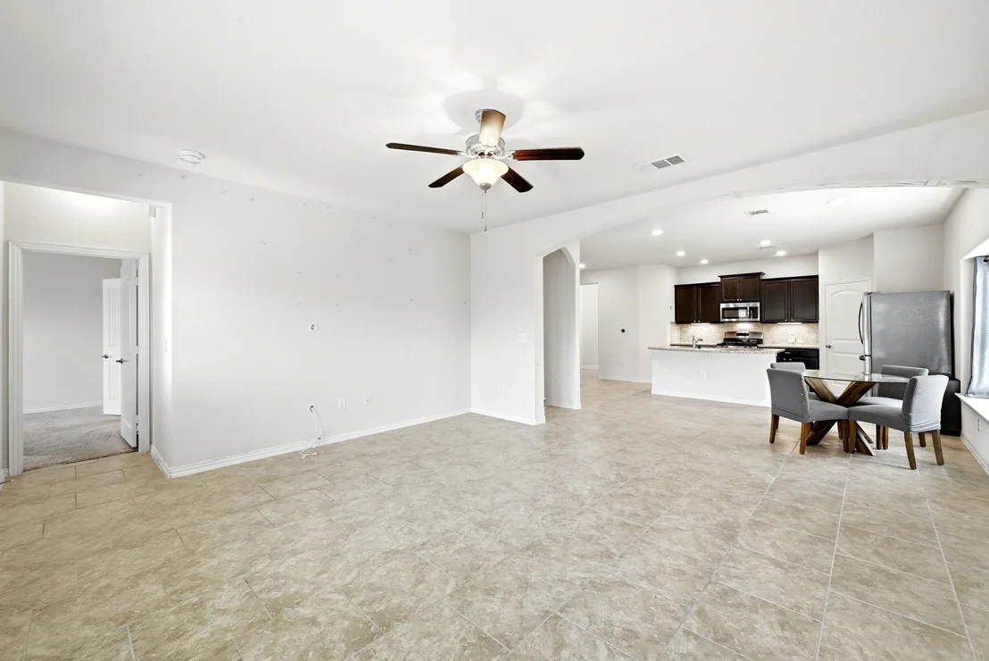 Photo of 10240 Crescendo LN