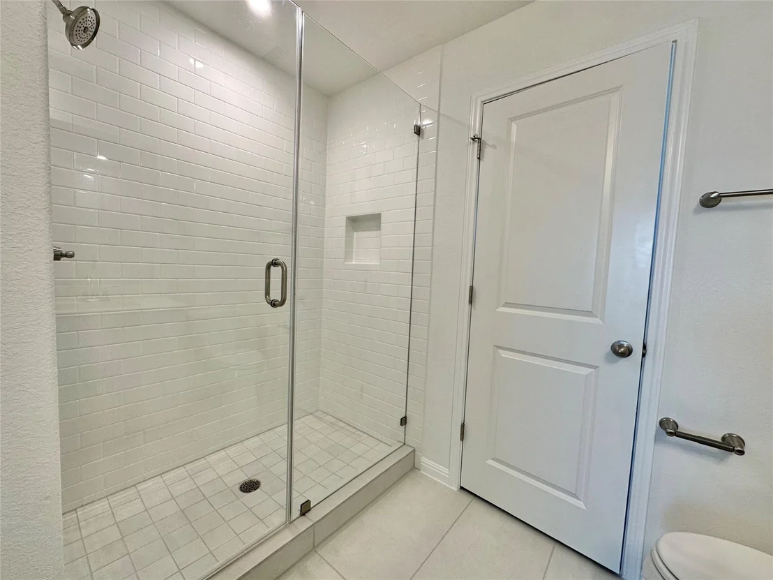 Photo of 295 Young ST