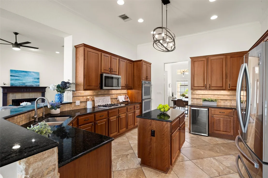 Photo of 120 Palisade DR