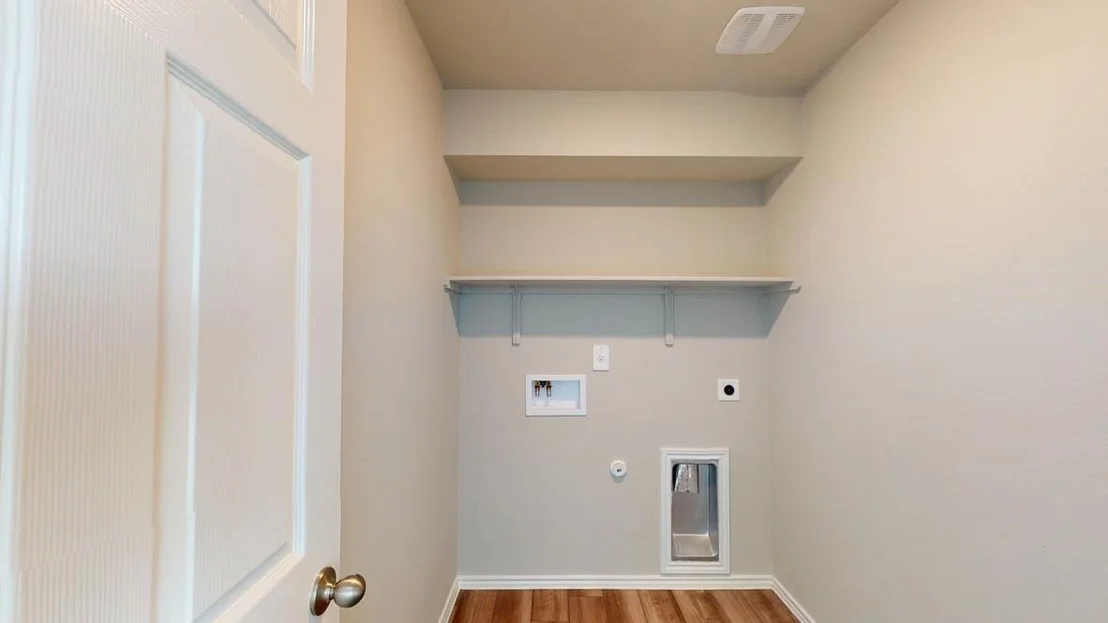 Photo of 548 Hector LOOP
