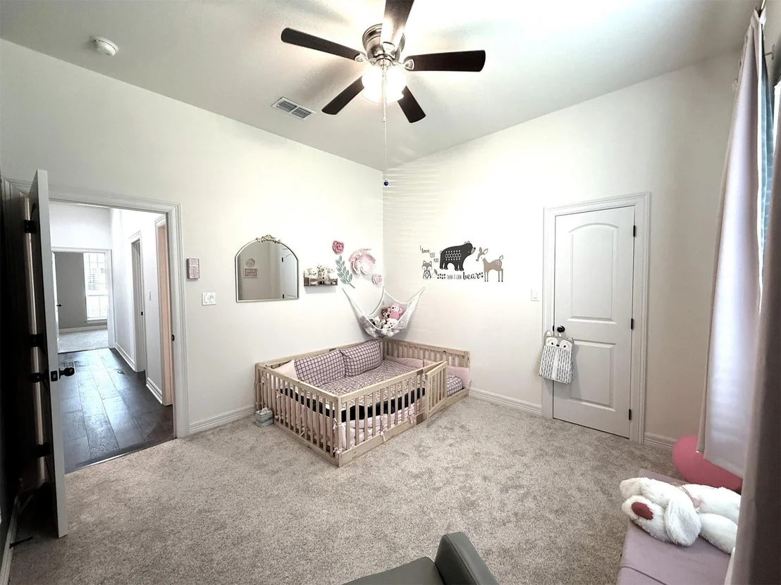 Photo of 264 Heritage WAY