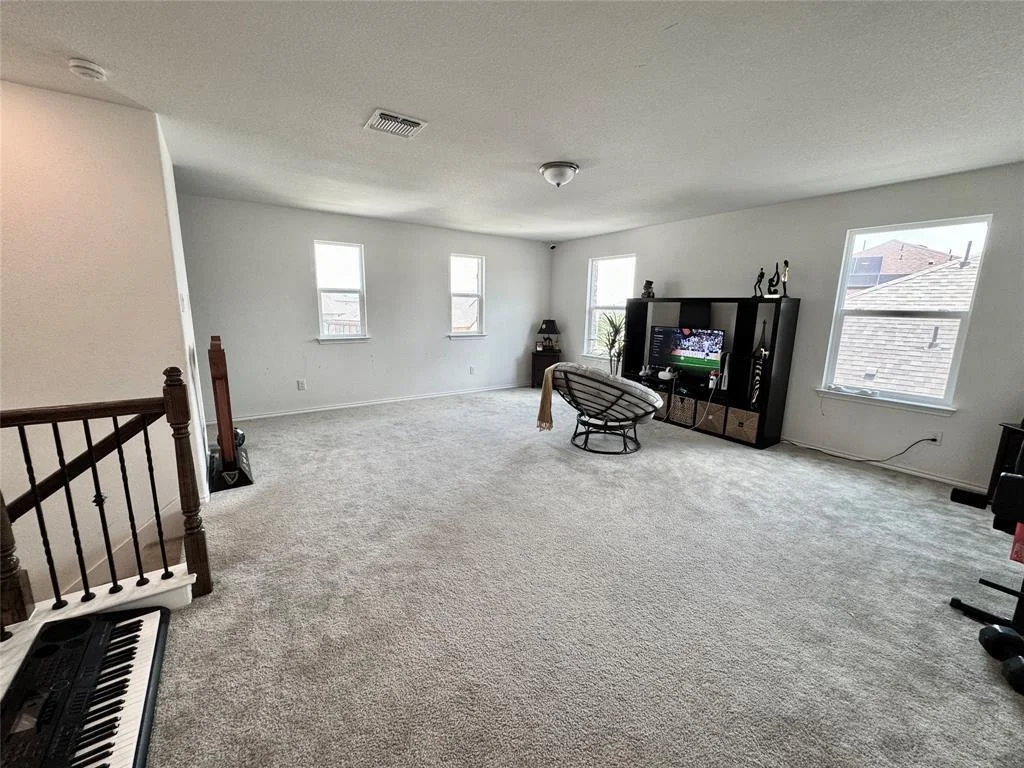 Photo of 1121 Arbor Acres LOOP