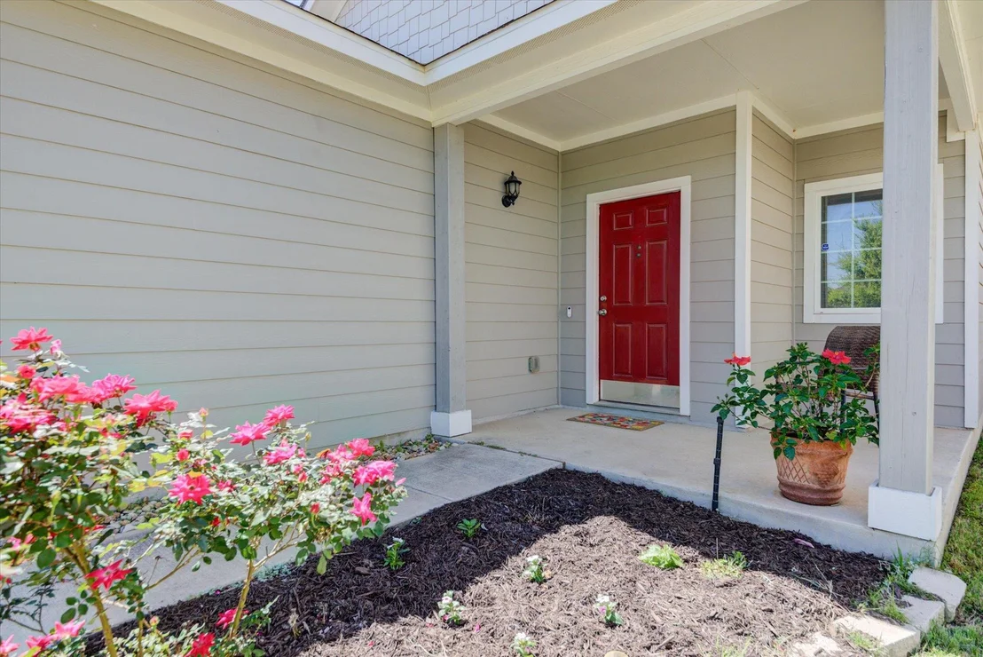 Photo of 10312 Bankhead DR