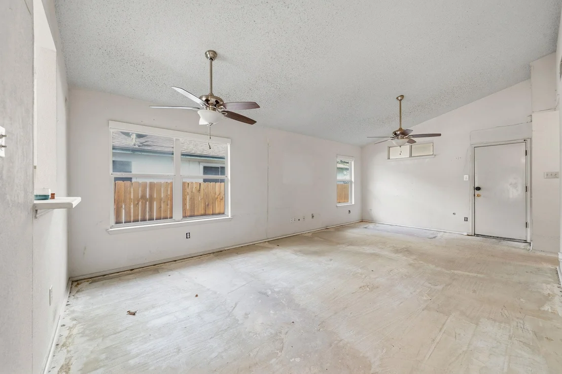 Photo of 8128 Huddleston LN