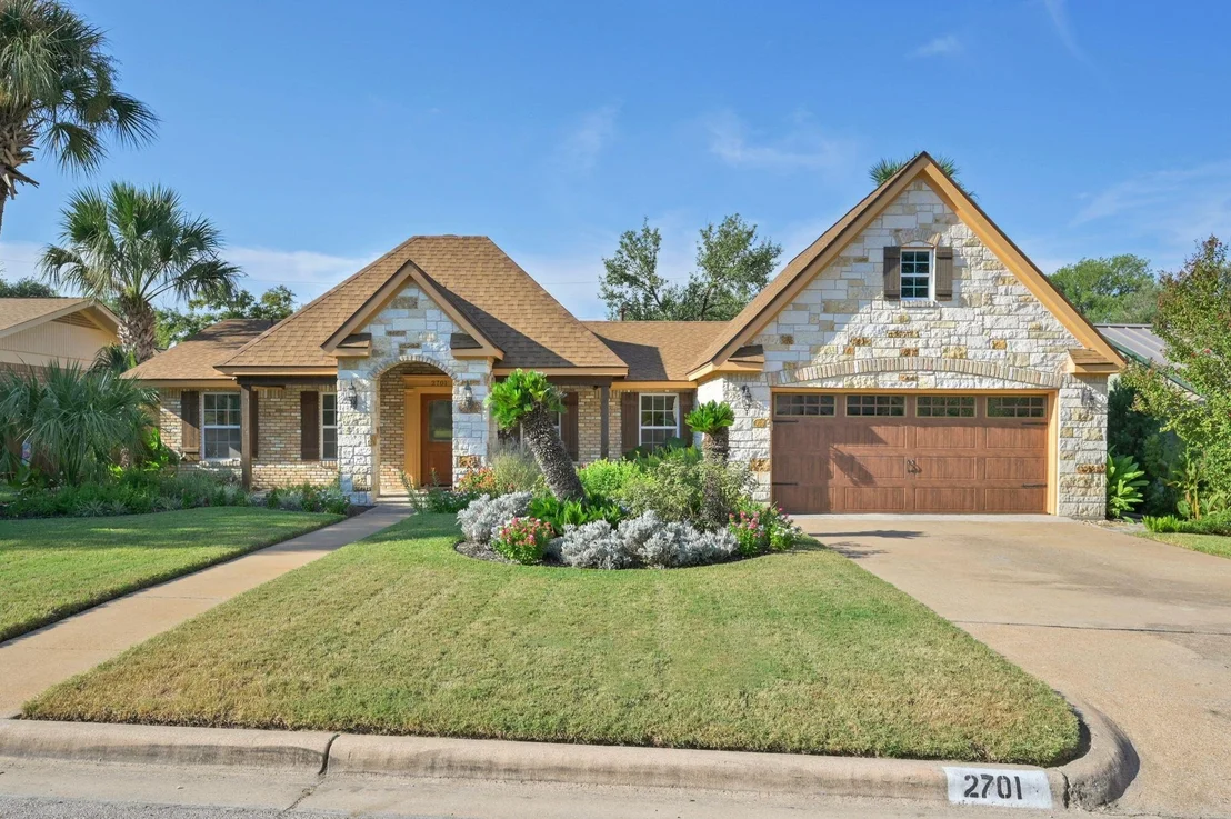 Photo of 2701 Pinewood TER