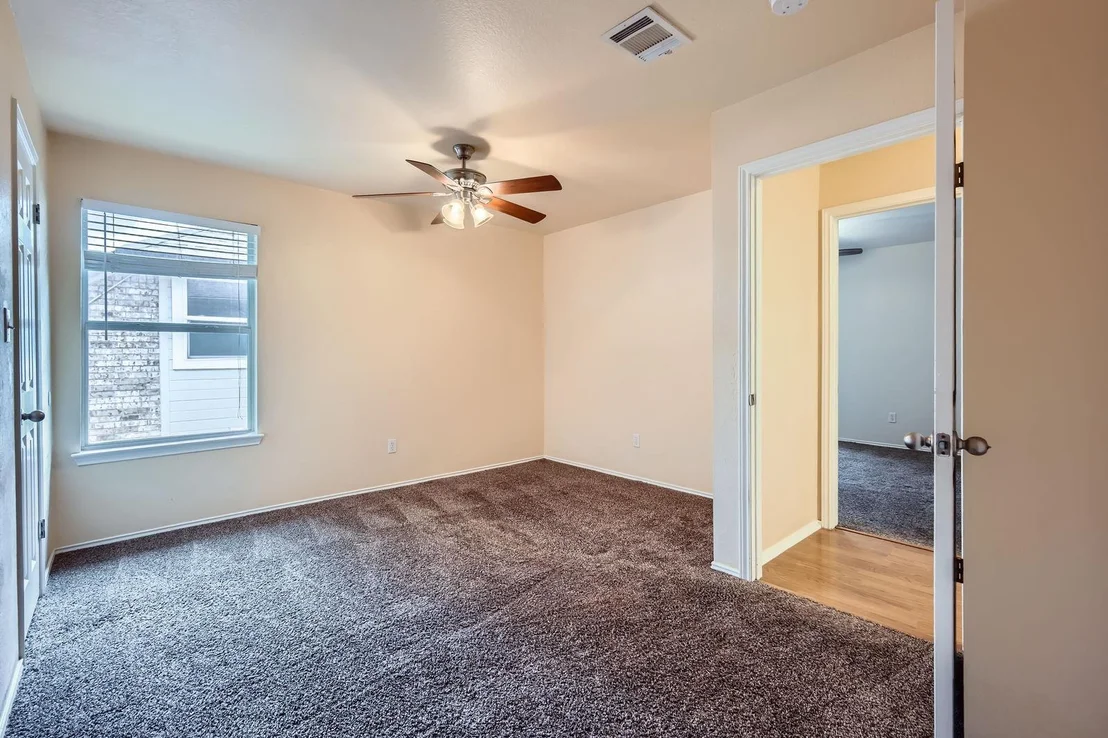 Photo of 2708 Winding Brook DR