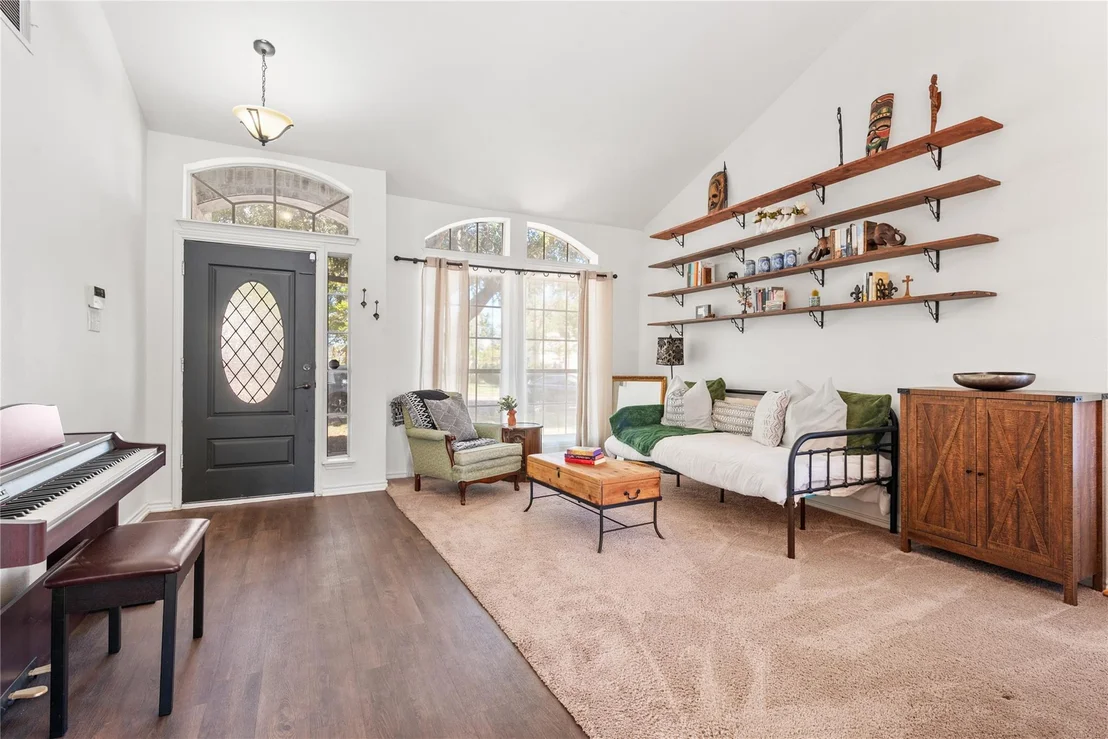 Photo of 1111 Pathfinder WAY