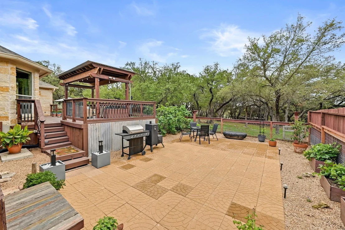 Photo of 615 Mountain Crest DR