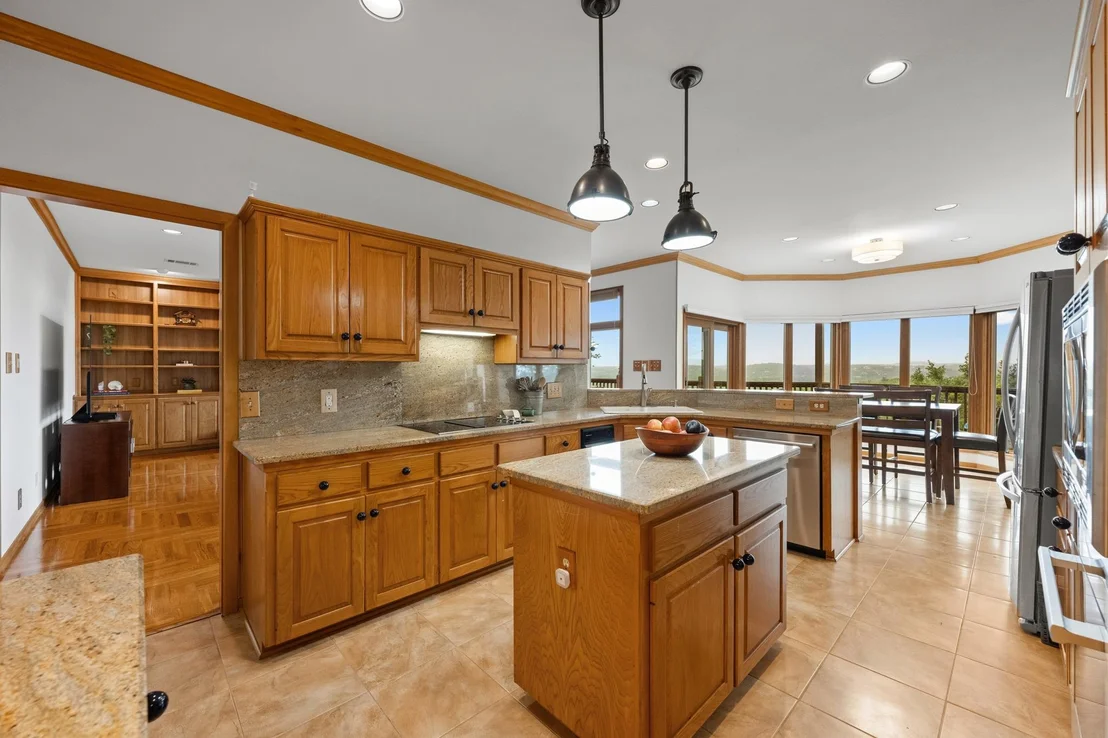 Photo of 5918 Mountain Villa DR