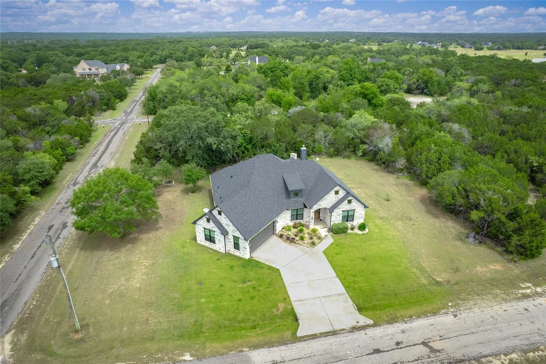 Photo of 18107 Forrest DR