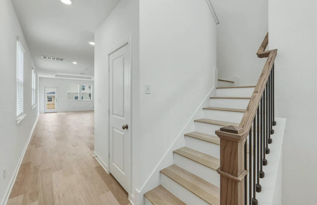 Photo of 664 Rubber Tree WAY