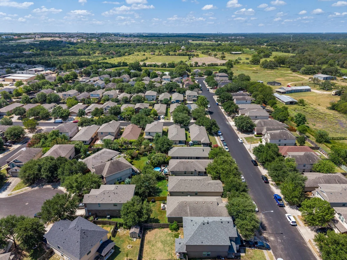 Photo of 148 Grazing Horse LN